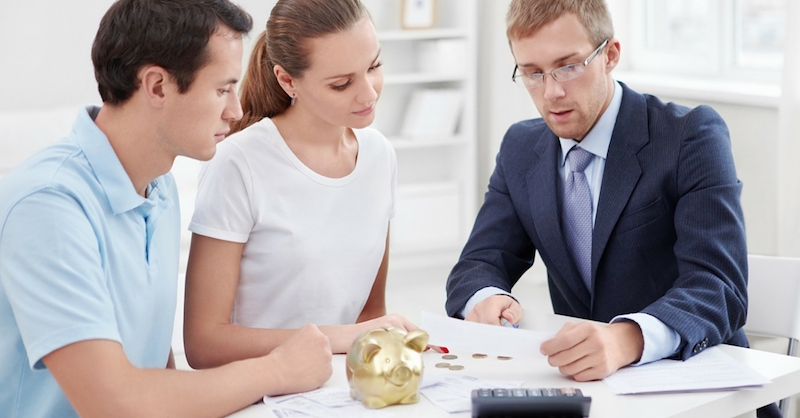O que faz um consultor financeiro? Veja como esse profissional pode te ajudar!